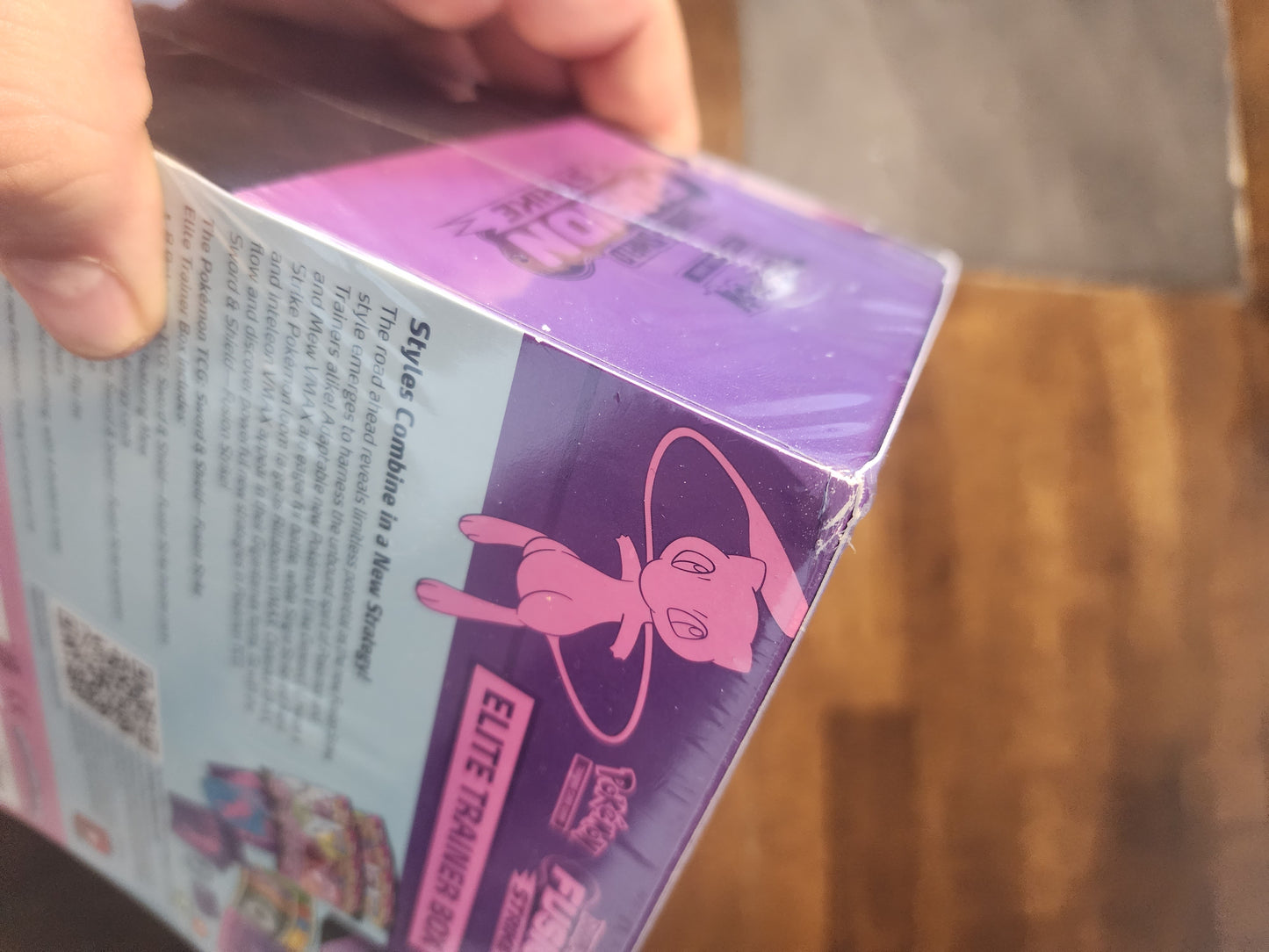 Fusion Strike ETB