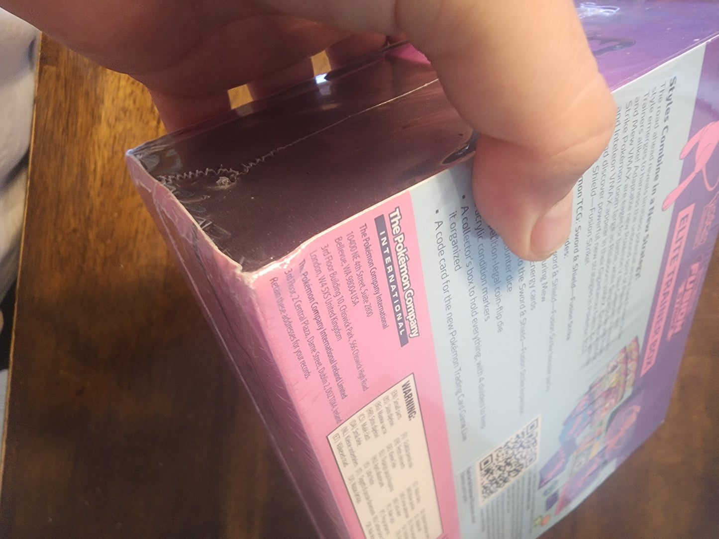 Fusion Strike ETB
